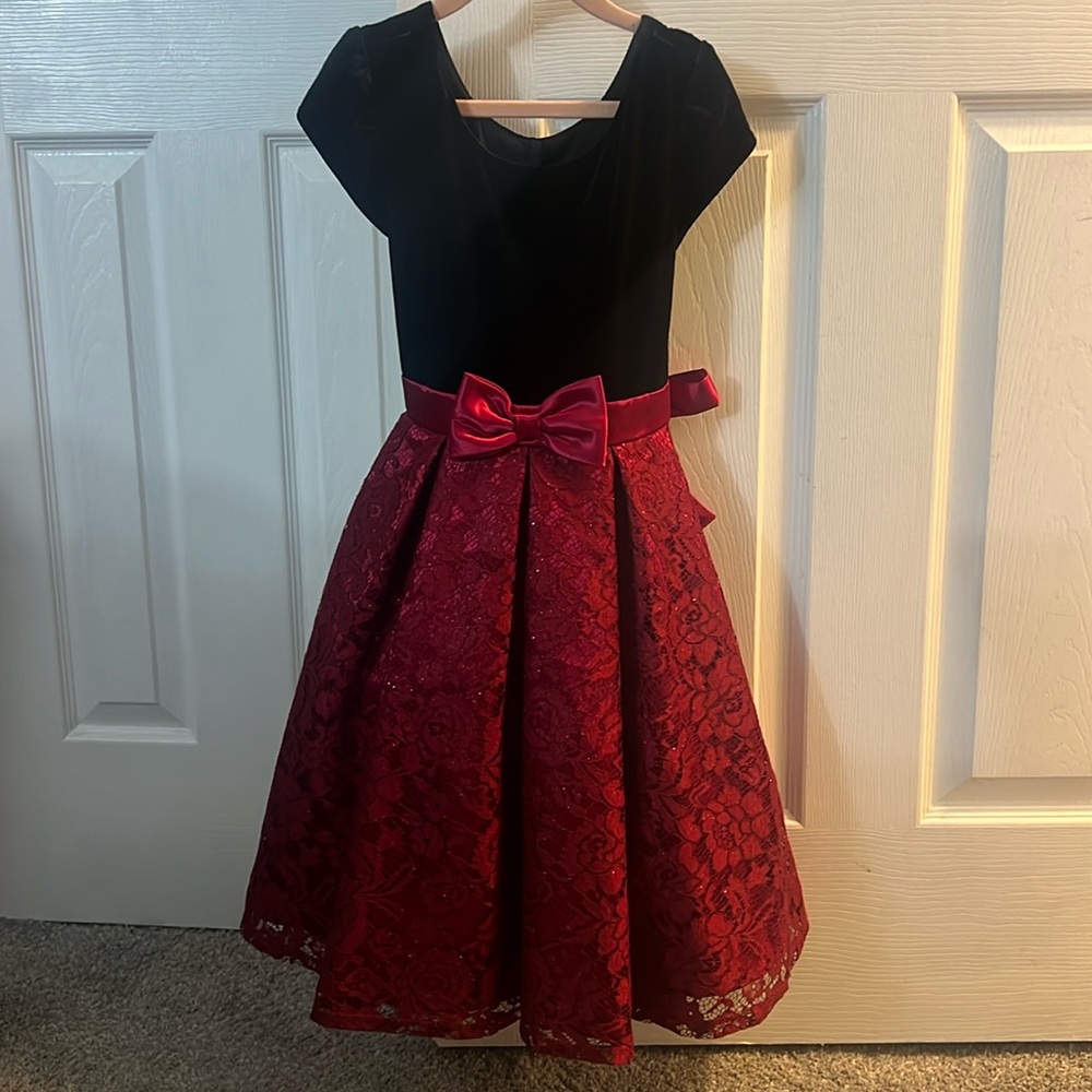 Girl's Jona Michelle Holiday dress -size 8
